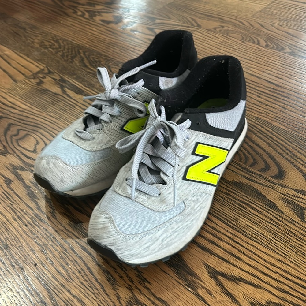 New Balance 574. Size 8